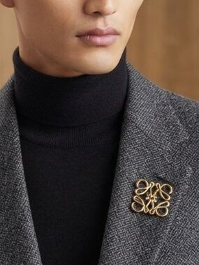 LOEWE Anagram Brooch